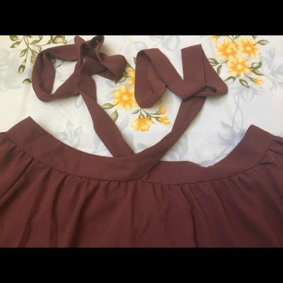 A’GACI Size S Close To Me Halter Cold Shoulder Top - Picture 4 of 5